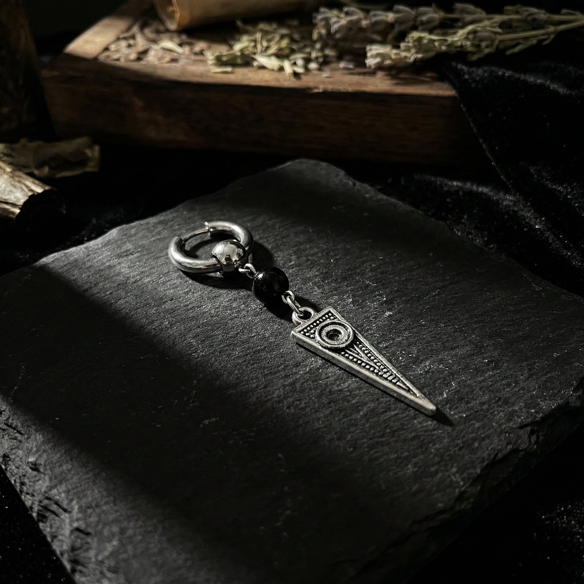 Solitario Hunter | Ónix y Lanza