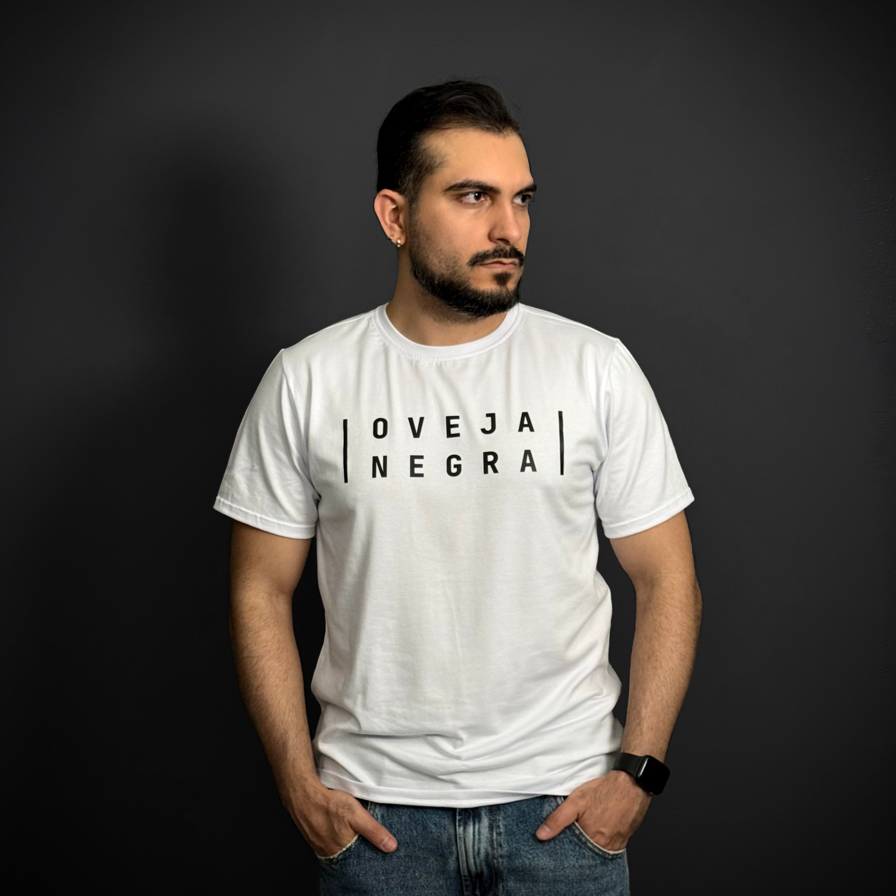 Identidad 01: La Oveja Negra | Athame